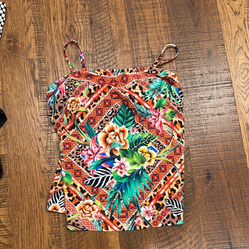 Venus tankini  top